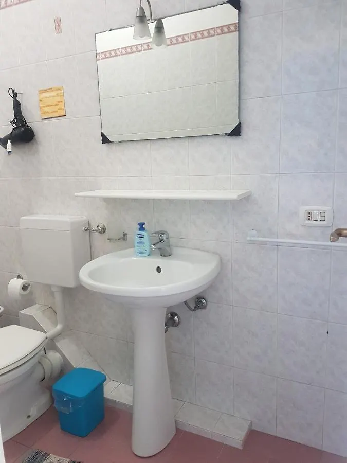 Apartamento Lipari Centro Storico Flat 6 Mins From Port Lipari (Isola Lipari)